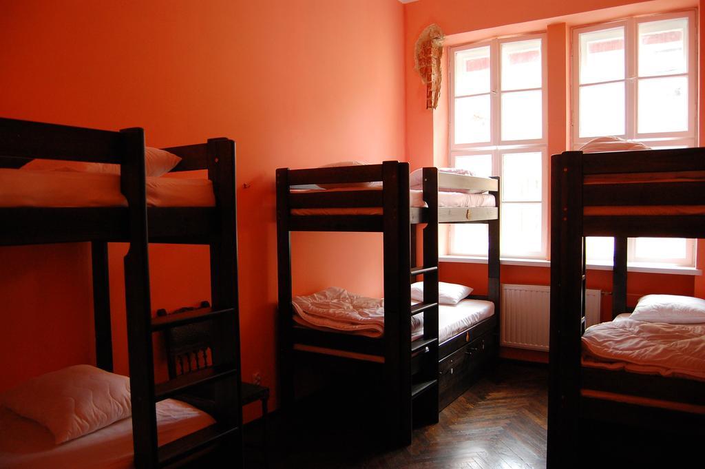 The Little Havana Party Hostel Krakau